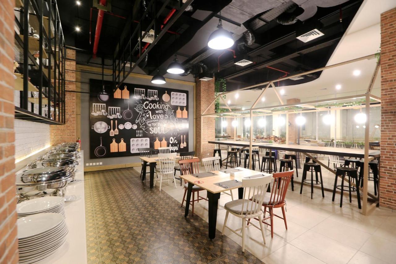 Luminor Hotel Purwokerto Exterior foto